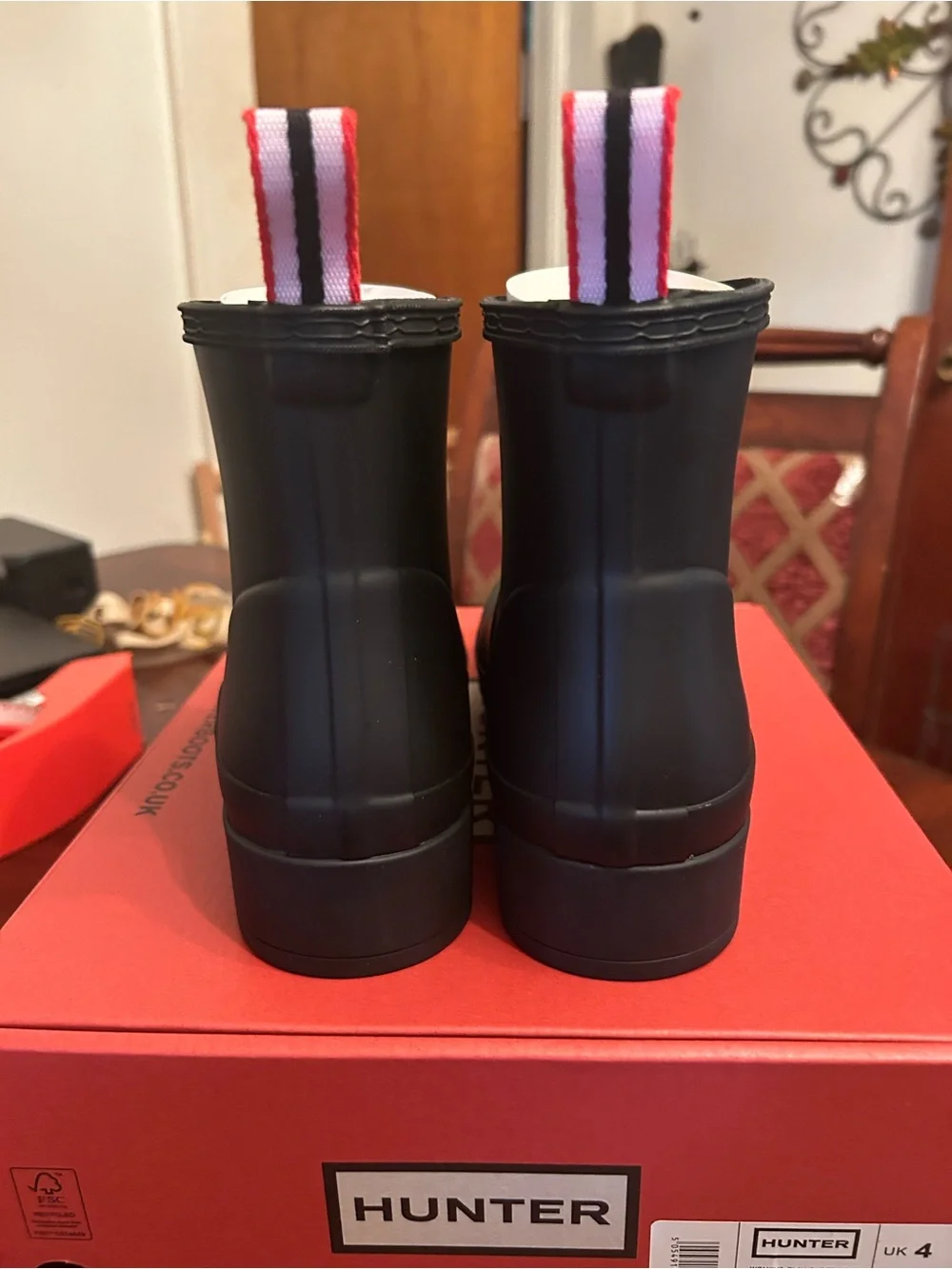 Women’s Hunter Short Black Matte Rain Boots with Red Trim